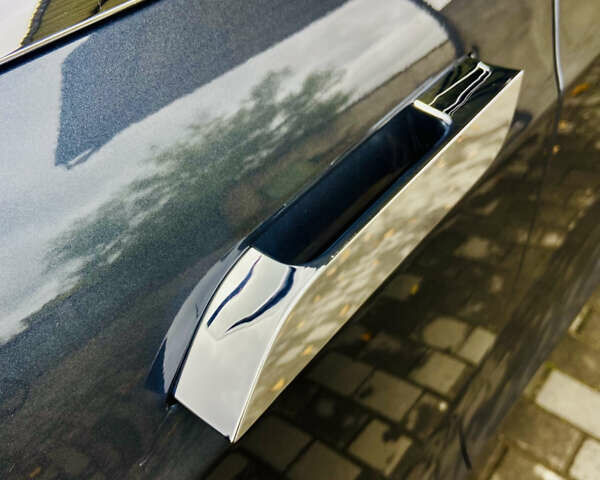 Тесла Модель С 2016 у Луцьку на Automoto.ua Сірий Тесла Модель С, об'ємом двигуна 0 л та пробігом 190 тис. км за 15500 $, фото 44 на Automoto.ua