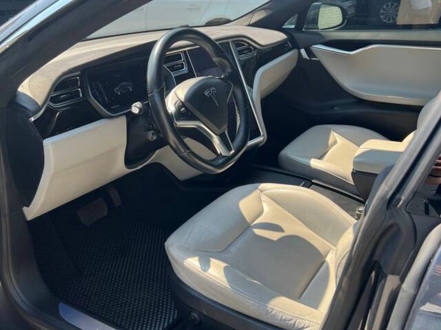 Сірий Тесла Модель С, об'ємом двигуна 0 л та пробігом 150 тис. км за 22500 $, фото 6 на Automoto.ua