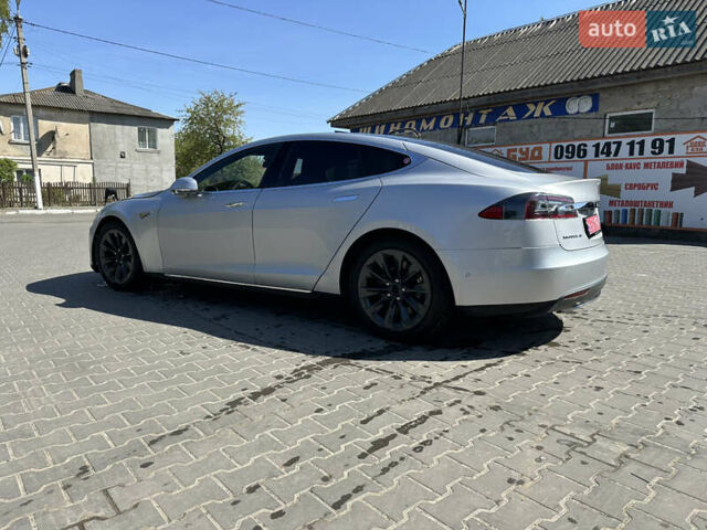 Серый Тесла Модель С, объемом двигателя 0 л и пробегом 190 тыс. км за 14900 $, фото 7 на Automoto.ua