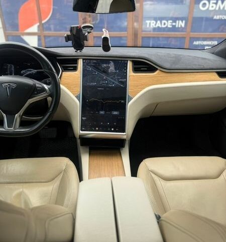 Серый Тесла Модель С, объемом двигателя 0 л и пробегом 208 тыс. км за 15990 $, фото 25 на Automoto.ua