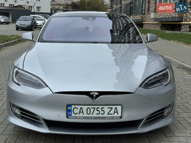 Тесла Модель С 2016 в Житомире на Automoto.ua Серый Тесла Модель С, объемом двигателя 0 л и пробегом 210 тыс. км за 15999 $, фото 5 на Automoto.ua
