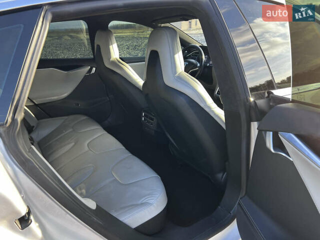 Сірий Тесла Модель С, об'ємом двигуна 0 л та пробігом 165 тис. км за 15750 $, фото 17 на Automoto.ua