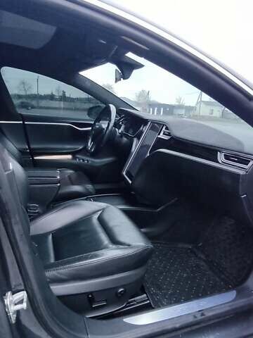 Серый Тесла Модель С, объемом двигателя 0 л и пробегом 226 тыс. км за 14800 $, фото 46 на Automoto.ua