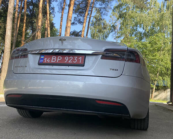 Серый Тесла Модель С, объемом двигателя 0 л и пробегом 199 тыс. км за 17700 $, фото 11 на Automoto.ua