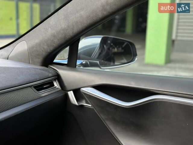 Тесла Модель С 2016 в Киеве на Automoto.ua Серый Тесла Модель С, объемом двигателя 0 л и пробегом 86 тыс. км за 23800 $, фото 27 на Automoto.ua