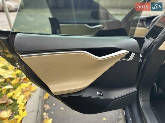 Тесла Модель С 2016 у Одесі на Automoto.ua Сірий Тесла Модель С, об'ємом двигуна 0 л та пробігом 156 тис. км за 18500 $, фото 8 на Automoto.ua