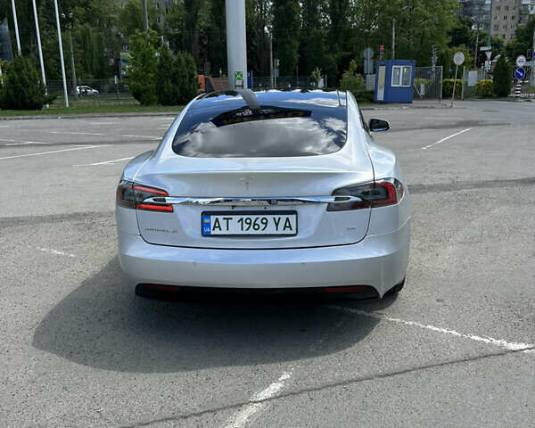 Сірий Тесла Модель С, об'ємом двигуна 0 л та пробігом 74 тис. км за 20500 $, фото 10 на Automoto.ua