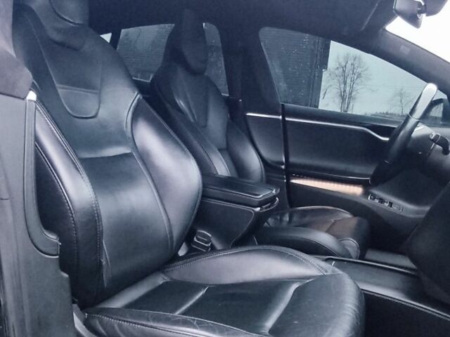 Серый Тесла Модель С, объемом двигателя 0 л и пробегом 226 тыс. км за 14800 $, фото 9 на Automoto.ua