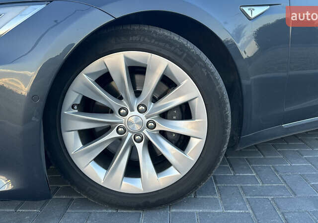 Тесла Модель С 2016 у Львові на Automoto.ua Сірий Тесла Модель С, об'ємом двигуна 0 л та пробігом 132 тис. км за 17300 $, фото 20 на Automoto.ua