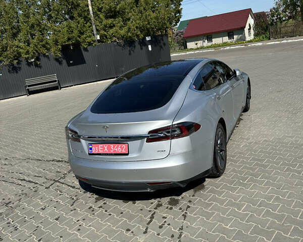 Серый Тесла Модель С, объемом двигателя 0 л и пробегом 190 тыс. км за 14900 $, фото 10 на Automoto.ua