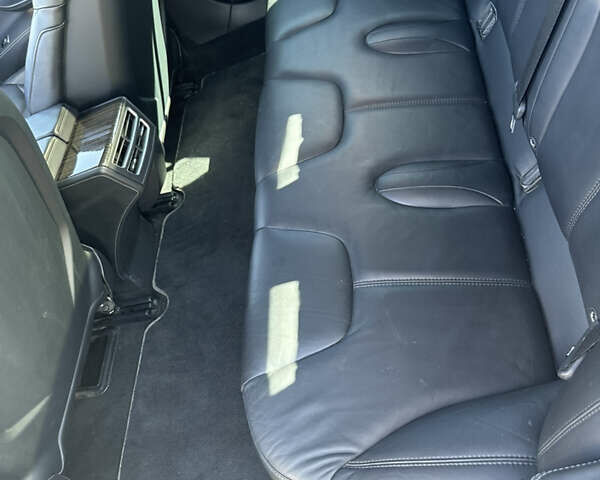 Серый Тесла Модель С, объемом двигателя 0 л и пробегом 190 тыс. км за 14900 $, фото 23 на Automoto.ua