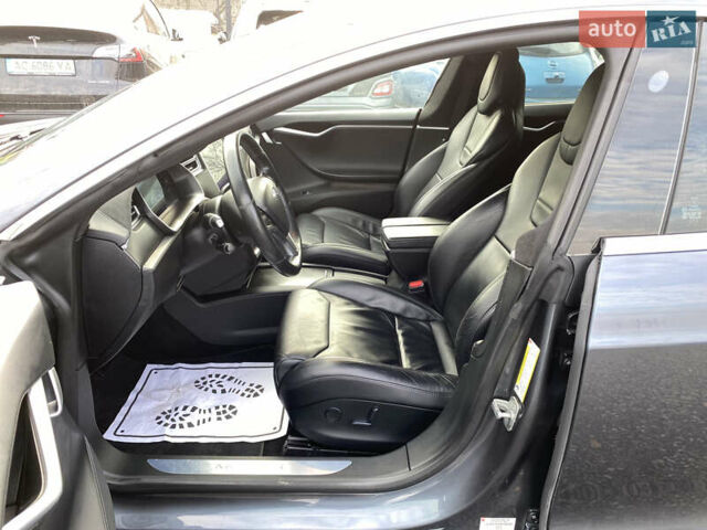 Серый Тесла Модель С, объемом двигателя 0 л и пробегом 233 тыс. км за 16800 $, фото 26 на Automoto.ua