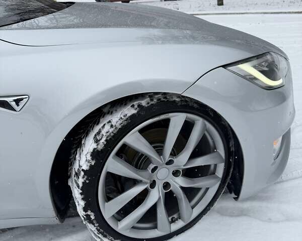 Сірий Тесла Модель С, об'ємом двигуна 0 л та пробігом 184 тис. км за 23000 $, фото 19 на Automoto.ua