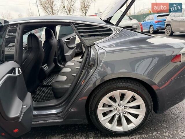 Серый Тесла Модель С, объемом двигателя 0 л и пробегом 220 тыс. км за 18200 $, фото 15 на Automoto.ua