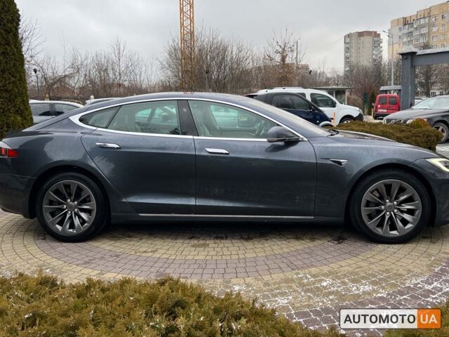 Серый Тесла Модель С, объемом двигателя 100 л и пробегом 168 тыс. км за 23700 $, фото 7 на Automoto.ua