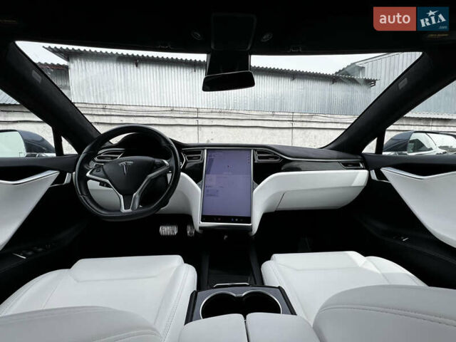 Серый Тесла Модель С, объемом двигателя 0 л и пробегом 97 тыс. км за 17499 $, фото 70 на Automoto.ua