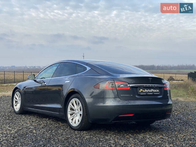 Серый Тесла Модель С, объемом двигателя 0 л и пробегом 233 тыс. км за 16800 $, фото 82 на Automoto.ua