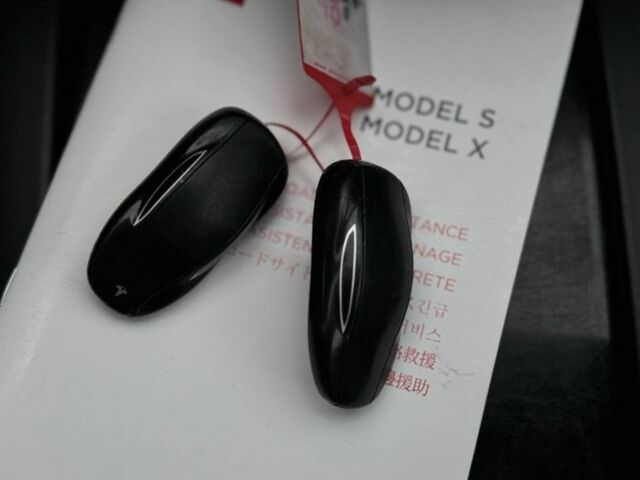 Сірий Тесла Модель С, об'ємом двигуна 0 л та пробігом 161 тис. км за 16000 $, фото 14 на Automoto.ua