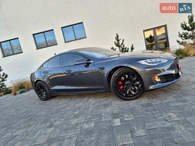 Серый Тесла Модель С, объемом двигателя 0 л и пробегом 126 тыс. км за 18000 $, фото 1 на Automoto.ua