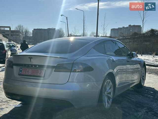 Серый Тесла Модель С, объемом двигателя 0 л и пробегом 130 тыс. км за 21500 $, фото 7 на Automoto.ua