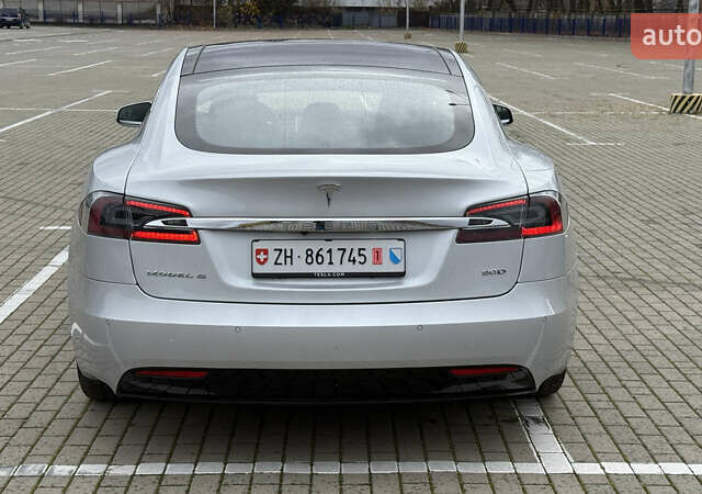 Серый Тесла Модель С, объемом двигателя 0 л и пробегом 166 тыс. км за 22500 $, фото 4 на Automoto.ua