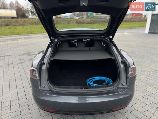 Серый Тесла Модель С, объемом двигателя 0 л и пробегом 161 тыс. км за 16700 $, фото 50 на Automoto.ua