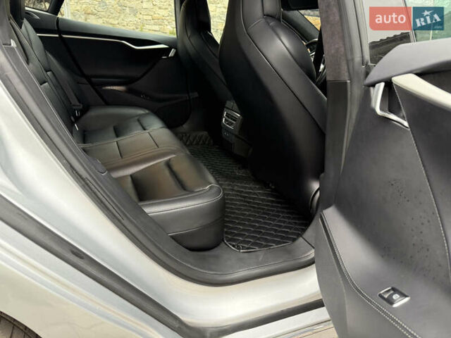 Серый Тесла Модель С, объемом двигателя 0 л и пробегом 128 тыс. км за 18300 $, фото 21 на Automoto.ua