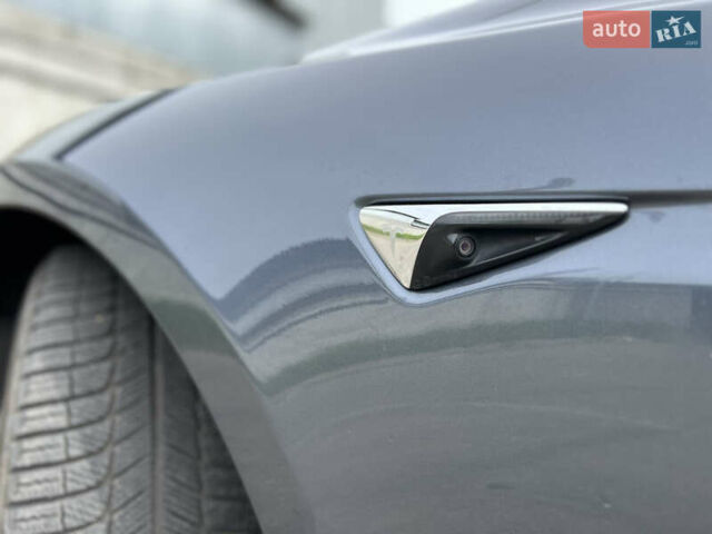 Серый Тесла Модель С, объемом двигателя 0 л и пробегом 97 тыс. км за 17499 $, фото 33 на Automoto.ua