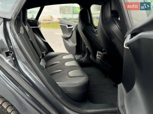 Серый Тесла Модель С, объемом двигателя 0 л и пробегом 161 тыс. км за 16700 $, фото 36 на Automoto.ua