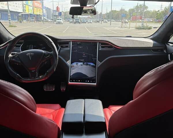 Сірий Тесла Модель С, об'ємом двигуна 0 л та пробігом 107 тис. км за 26500 $, фото 15 на Automoto.ua