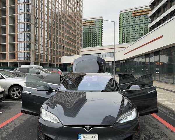 Серый Тесла Модель С, объемом двигателя 0 л и пробегом 220 тыс. км за 18200 $, фото 6 на Automoto.ua