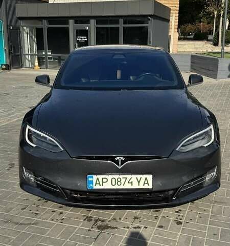 Серый Тесла Модель С, объемом двигателя 0 л и пробегом 102 тыс. км за 17200 $, фото 6 на Automoto.ua