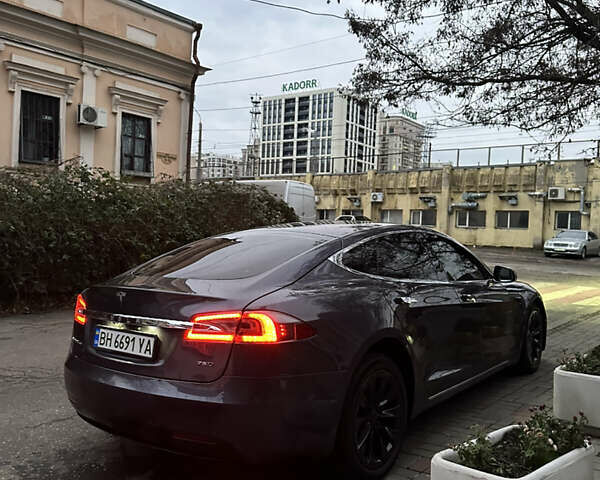 Серый Тесла Модель С, объемом двигателя 0 л и пробегом 185 тыс. км за 18500 $, фото 1 на Automoto.ua