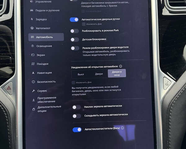 Серый Тесла Модель С, объемом двигателя 0 л и пробегом 161 тыс. км за 16700 $, фото 23 на Automoto.ua