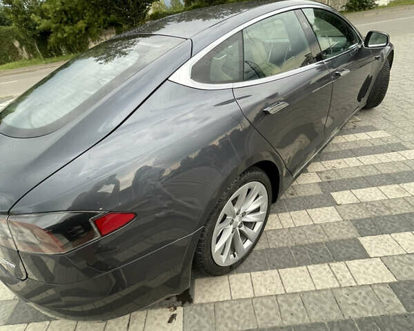 Серый Тесла Модель С, объемом двигателя 0 л и пробегом 116 тыс. км за 18200 $, фото 39 на Automoto.ua