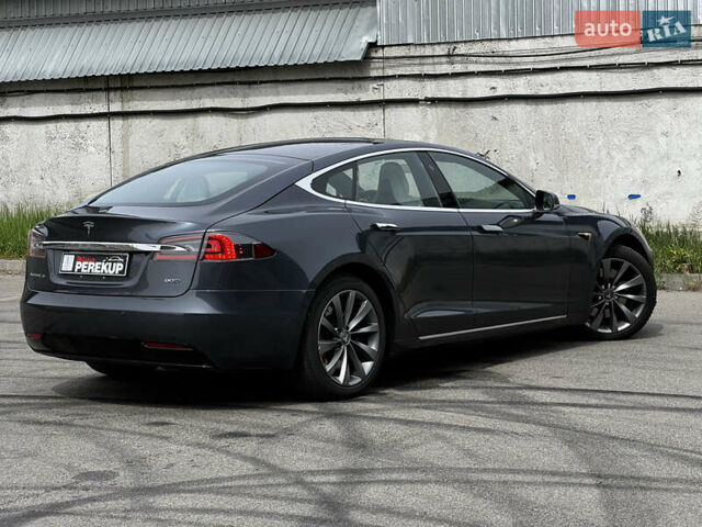 Серый Тесла Модель С, объемом двигателя 0 л и пробегом 97 тыс. км за 17499 $, фото 28 на Automoto.ua
