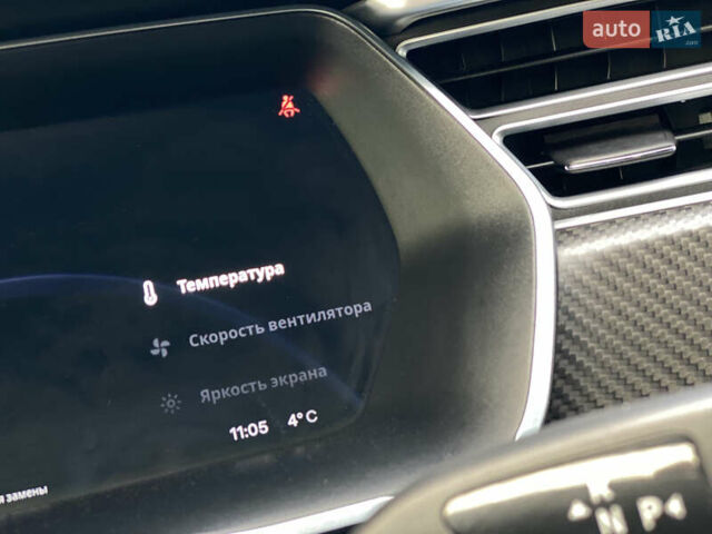 Серый Тесла Модель С, объемом двигателя 0 л и пробегом 233 тыс. км за 16800 $, фото 60 на Automoto.ua