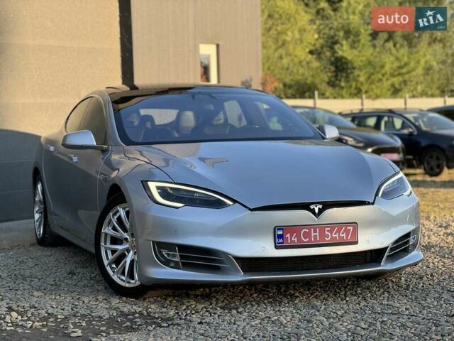 Серый Тесла Модель С, объемом двигателя 0 л и пробегом 150 тыс. км за 16600 $, фото 2 на Automoto.ua