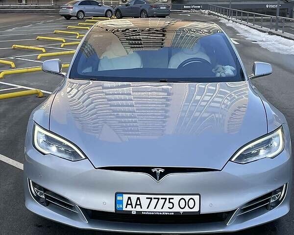 Сірий Тесла Модель С, об'ємом двигуна 0 л та пробігом 41 тис. км за 52500 $, фото 1 на Automoto.ua
