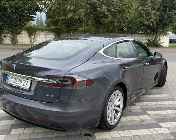 Серый Тесла Модель С, объемом двигателя 0 л и пробегом 116 тыс. км за 18200 $, фото 2 на Automoto.ua