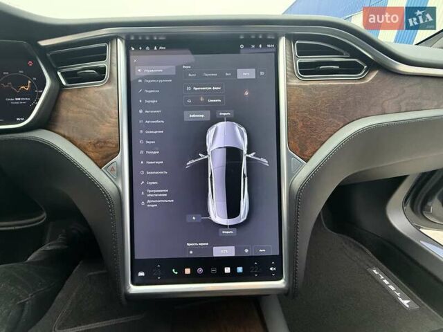 Серый Тесла Модель С, объемом двигателя 0 л и пробегом 111 тыс. км за 20500 $, фото 68 на Automoto.ua