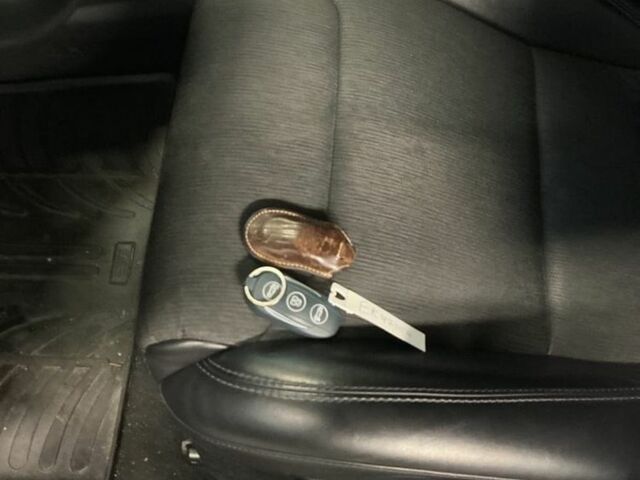 Тесла Модель С 2017 в Киеве на Automoto.ua Серый Тесла Модель С, объемом двигателя 0 л и пробегом 108 тыс. км за 17300 $, фото 11 на Automoto.ua