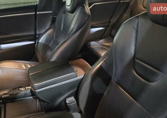 Сірий Тесла Модель С, об'ємом двигуна 0 л та пробігом 200 тис. км за 19900 $, фото 18 на Automoto.ua