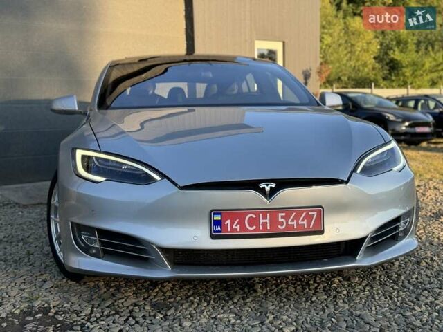 Серый Тесла Модель С, объемом двигателя 0 л и пробегом 150 тыс. км за 16600 $, фото 16 на Automoto.ua