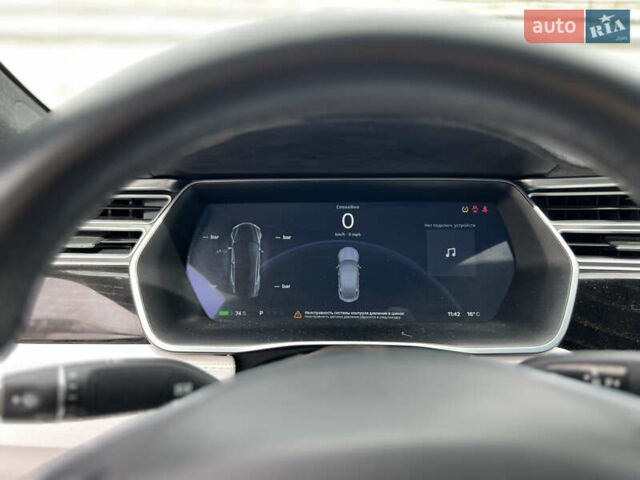 Серый Тесла Модель С, объемом двигателя 0 л и пробегом 97 тыс. км за 17499 $, фото 42 на Automoto.ua