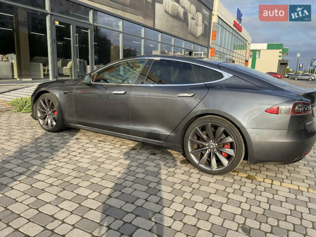 Тесла Модель С 2017 у Хмельницькому на Automoto.ua Сірий Тесла Модель С, об'ємом двигуна 0 л та пробігом 92 тис. км за 25888 $, фото 6 на Automoto.ua
