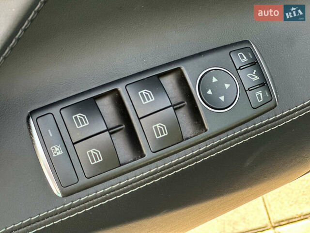 Серый Тесла Модель С, объемом двигателя 0 л и пробегом 50 тыс. км за 19230 $, фото 18 на Automoto.ua