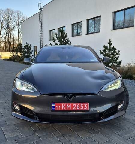 Серый Тесла Модель С, объемом двигателя 0 л и пробегом 126 тыс. км за 18000 $, фото 9 на Automoto.ua