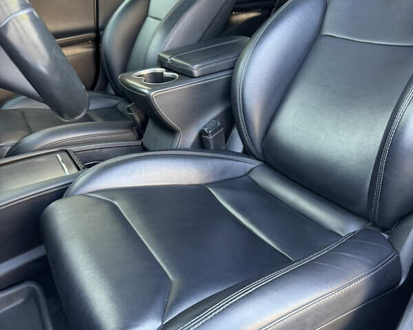 Серый Тесла Модель С, объемом двигателя 0 л и пробегом 135 тыс. км за 27500 $, фото 16 на Automoto.ua