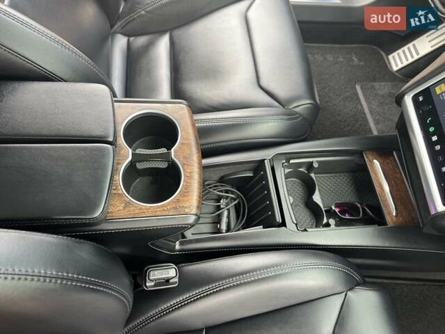 Сірий Тесла Модель С, об'ємом двигуна 0 л та пробігом 130 тис. км за 23000 $, фото 12 на Automoto.ua